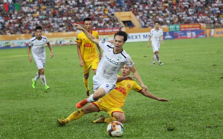 HAGL gặp Nam Định trong trận đấu đặc biệt của bóng đá Việt Nam